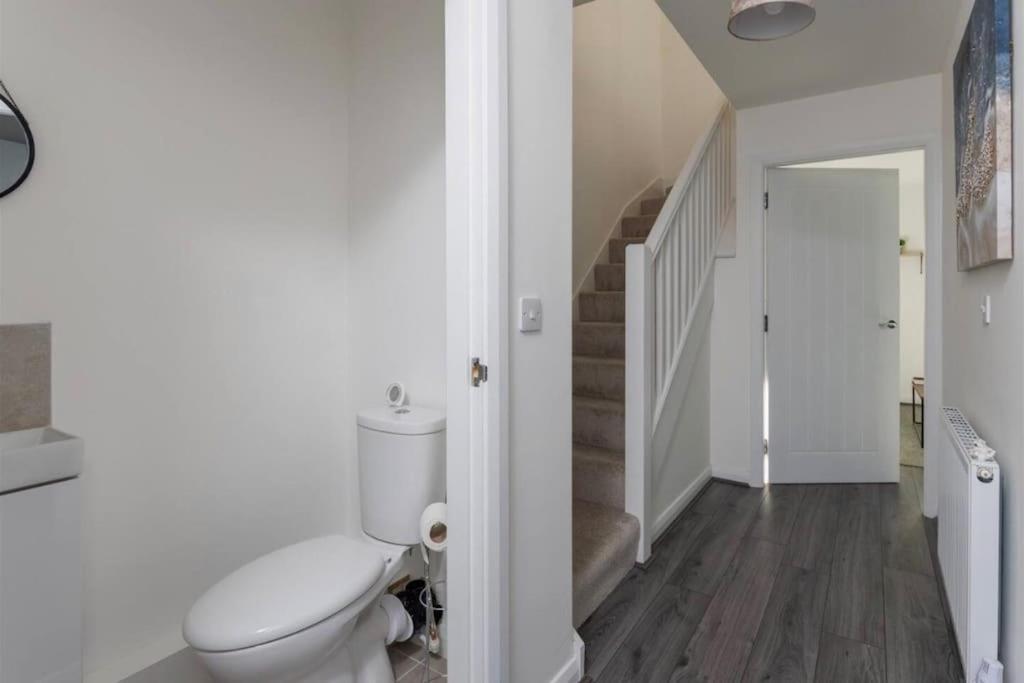 Luxury 3-Bedroom, 2-Bathroom Home Sleeps 7 People Λίβερπουλ Εξωτερικό φωτογραφία